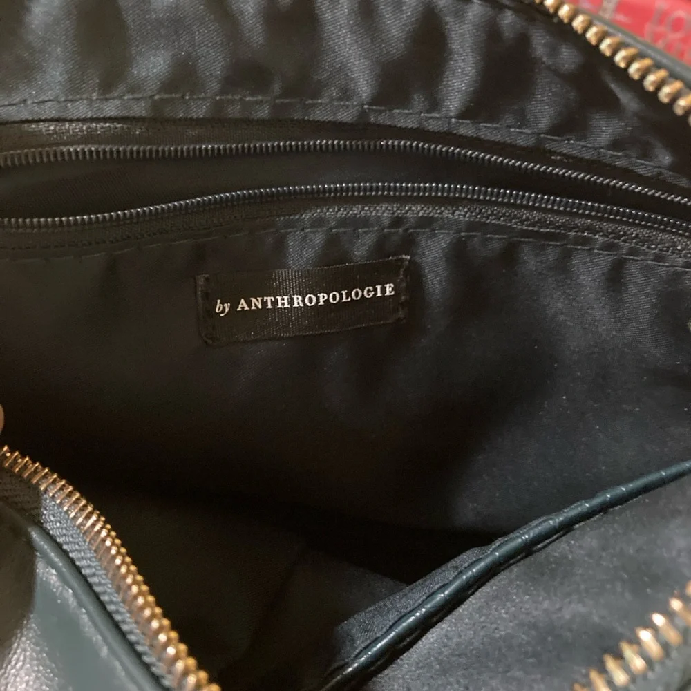 Anthropologie Emerald Green Cosmetic Pouch with Gold Zipper Used Excellent - Picture 2 of 8